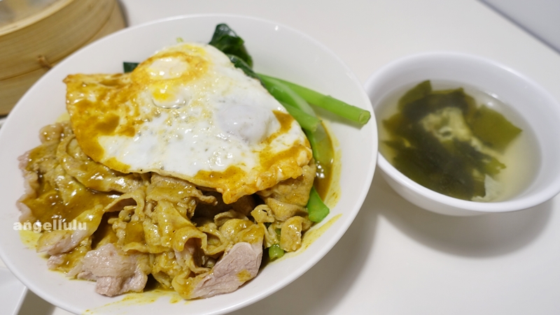 港式咖哩牛肉饭-168元